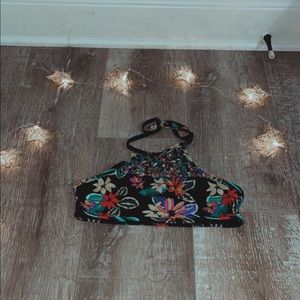 Black floral top with great quality!